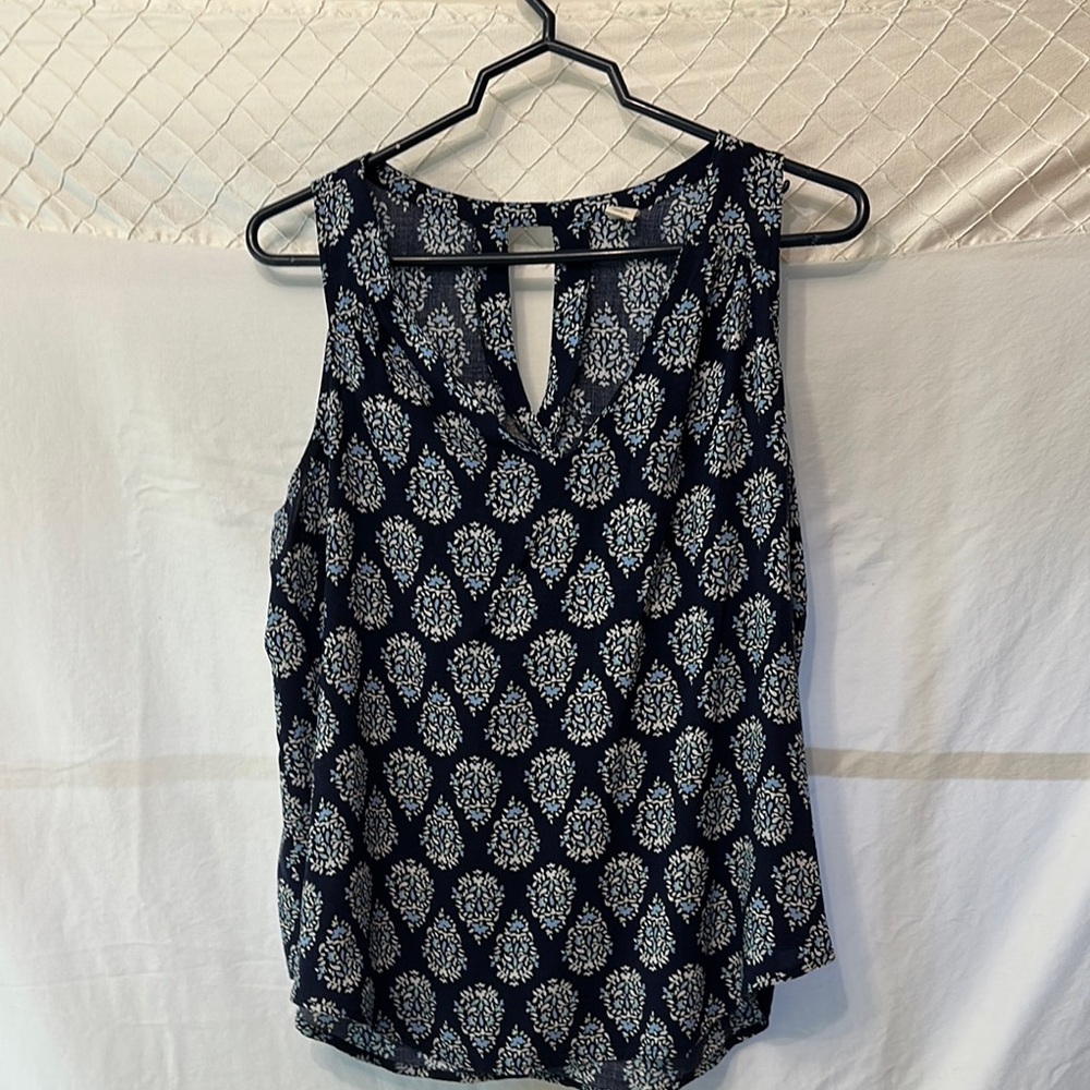 Old Navy Blue and White Cut Out Tank Top